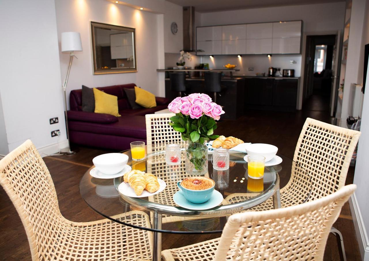 Apt 1, Trafalgar Square 1St Floor By Indigo Flats London Exterior foto
